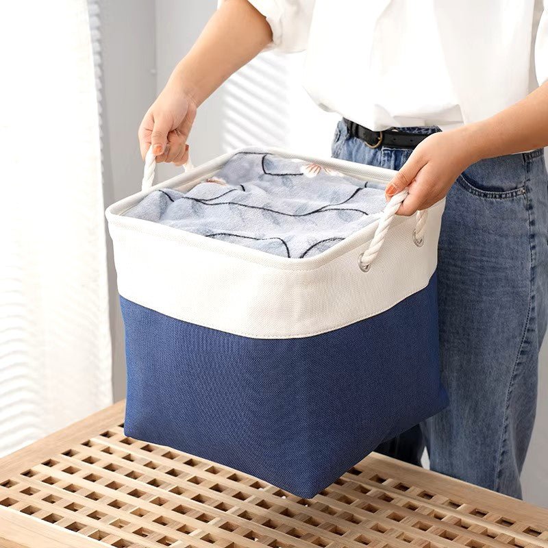 Panier à Linge - LingeBox™ - Blanc & Bleu - Univers Maison